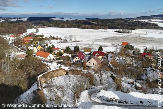 Podhradí u Třemošnice - pohled od Lichnice